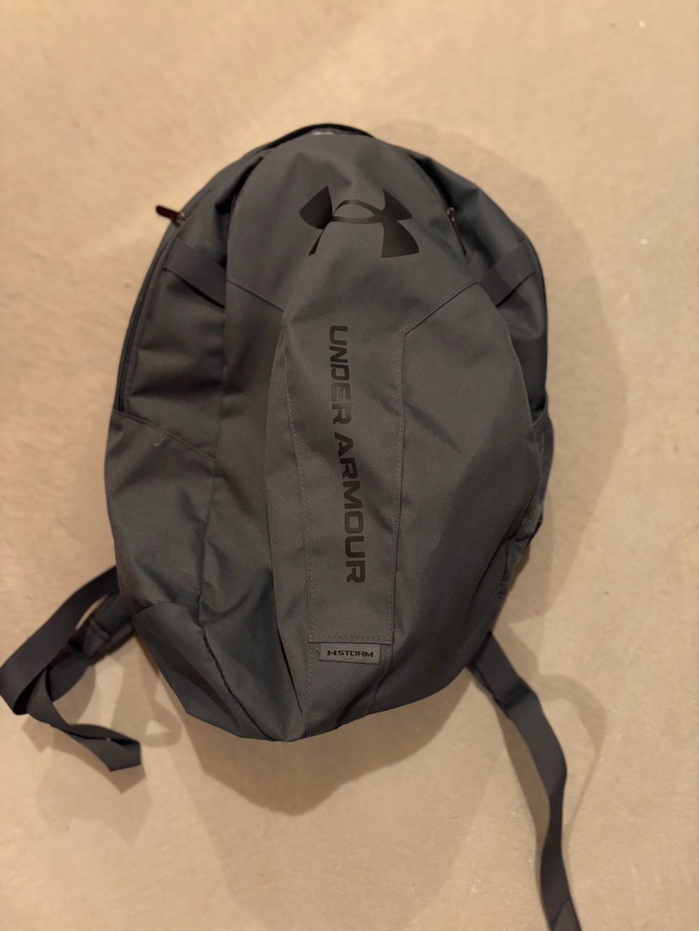 Under Armour Hustle Lite Gray Backpack